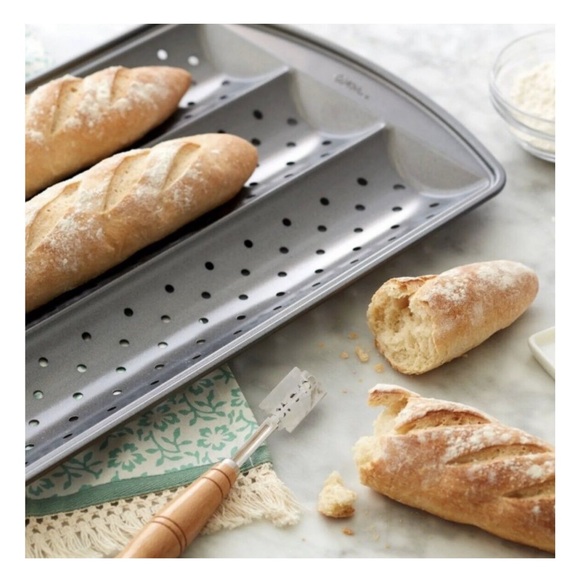 Two Pans Wilton 3 Cavity Loaf Pan Professional Bread Baguette Pan Carbon - Picture 4 of 5